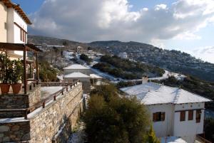Zdjęcie z galerii obiektu Great Pelion Villa Villa Selini 4 Bedrooms Private Pool Aghios Georgios w mieście Agios Georgios Nilias