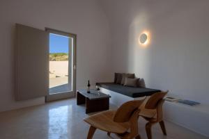 Fotografie z fotogalerie ubytování Magical Santorini Villa 3 Bedrooms Royal Solstice Retreat Private Pool & Sunset View Pyrgos v destinaci Órmos Athiniós