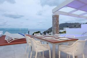 Kép Elite Rhodes Villa Villa White Lindos 3 Bedrooms Private Pool Sea View Lindos szállásáról Líndoszban a galériában