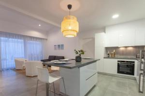 Kép Elite Rhodes Villa Villa White Lindos 3 Bedrooms Private Pool Sea View Lindos szállásáról Líndoszban a galériában