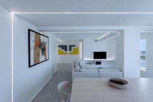 Fotografie z fotogalerie ubytování Super Luxury Mykonos Villa Villa Saorsa 5 Bedroom Infinity Pool Panoramic Sea And Sunset Views Euaggelistraki v destinaci Dexamenes