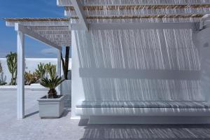 Fotografie z fotogalerie ubytování Super Luxury Mykonos Villa Villa Saorsa 5 Bedroom Infinity Pool Panoramic Sea And Sunset Views Euaggelistraki v destinaci Dexamenes