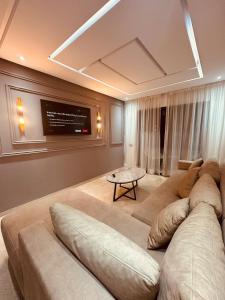 Khu vực ghế ngồi tại 3 bedroom apartment