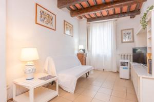 Μια τηλεόραση ή/και κέντρο ψυχαγωγίας στο Il Nido - Immersi Nell'arte