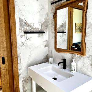 Koupelna v ubytování Podere l'Alfina B&B - Bio Agriturismo