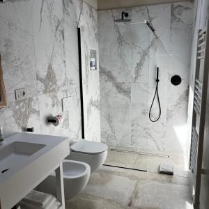 Koupelna v ubytování Podere l'Alfina B&B - Bio Agriturismo