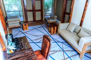 Un lugar para sentarse en Samburu Elephant Lodge