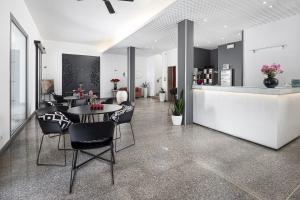 Nápoje v ubytování BI Hotel
