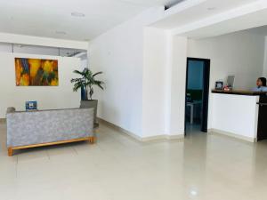 Fuajee või vastuvõtt majutusasutuses Hotel Metropolis Plaza Cali