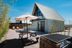 Το κτήριο όπου στεγάζεται  το ξενοδοχείο