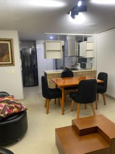 Η κουζίνα ή μικρή κουζίνα στο Apartamento amoblado en la ciudad de Pereira
