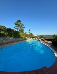 Kolam renang di atau dekat dengan Villa Alida with pool Piemonte