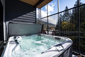 Fotografie z fotogalerie ubytování Mountainview Escape by Revelstoke Vacations v destinaci Revelstoke