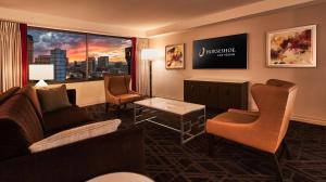 TV a/nebo společenská místnost v ubytování Horseshoe Las Vegas by Suiteness