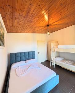 Bellavista Villa客房内的一张或多张床位