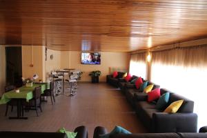 Posezení v ubytování Hôtel Sampiero Corso