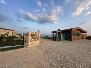 Gallery image of Hotel & Villas - TERIZIS Le Rocher in Bŭlgarevo