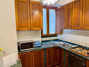 A kitchen or kitchenette at Casa Caterina