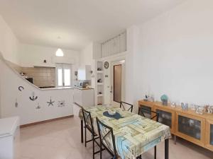 Η κουζίνα ή μικρή κουζίνα στο Villa Iris con ampia veranda +32 φωτογραφίες