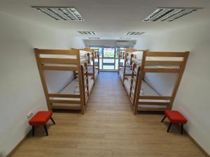 Fotografie z fotogalerie ubytování AdriaMont - Rooms & Coworking v destinaci Podgorica + 27 fotografií