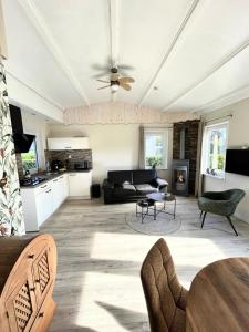 Η κουζίνα ή μικρή κουζίνα στο Kings View Cottage, Helemaal vernieuwd 2025