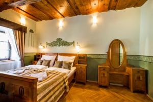 Giường trong phòng chung tại Apartments Kajovska 63