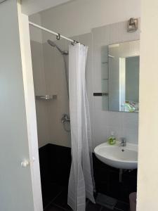 Ein Badezimmer in der Unterkunft Villa Beba - Apartments