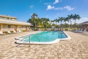 Bazén v ubytování Community Pool Lauderhill Vacation Rental nebo v jeho okolí