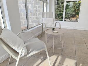 Balkon oz. terasa v nastanitvi Guest Lodge