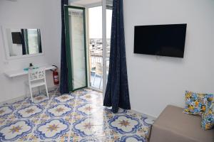 Gallery image of SEAINSIDE HOUSE - PENISOLA SORRENTINA in Piano di Sorrento
