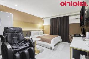 Televisyen dan/atau pusat hiburan di Gugi Motel