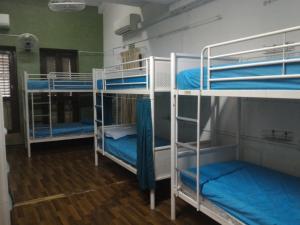 Двох'ярусне ліжко або двоярусні ліжка в номері MKS Backpackers Hostel - Dalhousie Lane