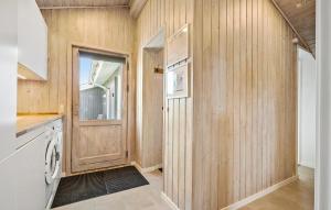 Fotografie z fotogalerie ubytování Holiday Home Bjerregårdsvej Denm I v destinaci Bjerregård
