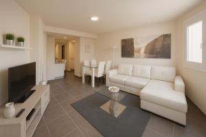 Foto dalla galleria di Las Catedrales a Foz