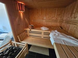 Postel nebo postele na pokoji v ubytování Ferienappartement-Morgenroete-1