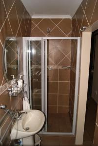 Kylpyhuone majoituspaikassa Ruresta Guesthouse