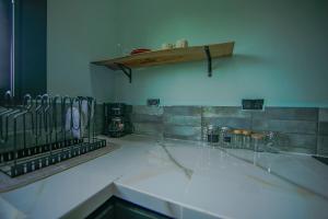 Billede fra billedgalleriet på Paraiso Lima -King bed and balcony with jacuzzi, fast Wifi, EV powering included! Only 5 minutes to La Fortuna i Fortuna