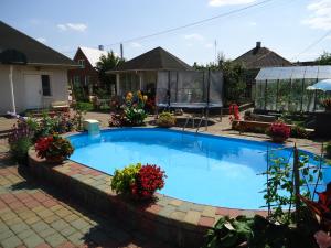 The swimming pool at or close to Guest House Linas