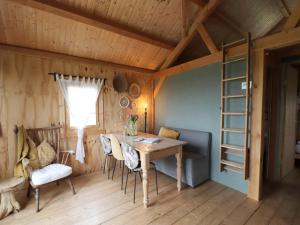 Φωτογραφία από το άλμπουμ του Cottages in Friesland with Farm Experience σε Tjerkgaast