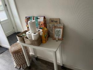 Παροχές για τσάι/καφέ στο Cozy Suite Near The Coast Zoutelande