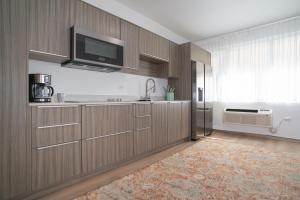Kuchyň nebo kuchyňský kout v ubytování Casa Condado Hotel & Residences + 25 fotografií