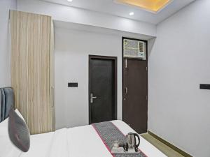 Fotografie z fotogalerie ubytování Townhouse Hotel The Rasa A Premium Park Near Onyx Mall Vasundhara v destinaci Ghaziabád