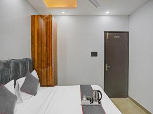 Fotografie z fotogalerie ubytování Townhouse Hotel The Rasa A Premium Park Near Onyx Mall Vasundhara v destinaci Ghaziabád