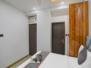 Fotografie z fotogalerie ubytování Townhouse Hotel The Rasa A Premium Park Near Onyx Mall Vasundhara v destinaci Ghaziabád