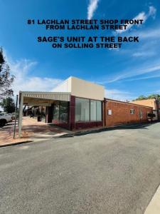 海伊Sage's的带有“图书馆员街”字样的建筑正面来自图书馆员街定价单位
