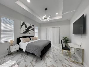 TV a/nebo společenská místnost v ubytování Luxury Corner