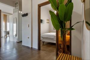 Ένα ή περισσότερα κρεβάτια σε δωμάτιο στο Ioanna Bayview Luxury Apartment 2BDR