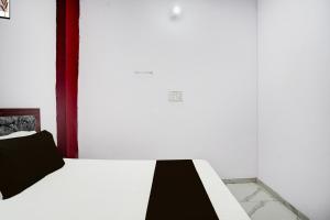 Φωτογραφία από το άλμπουμ του Spot ON Rose Guest House σε Ghaziabad