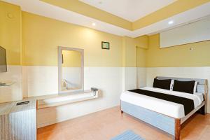 迈索尔Hotel O NIE College Mysore Formerly Varadashree Comforts的相册照片