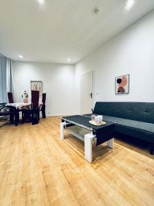 Istumisnurk majutusasutuses Comfy & Cozy 4BR Shared Apt next to Kaufpark Alterlaa
